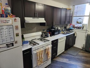 668 W Oakdale Ave in Chicago, IL - Building Photo - Building Photo