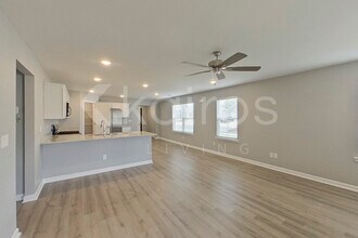 101 Denise Dr in Prattville, AL - Foto de edificio - Building Photo