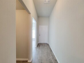 8310 Cape Martin Ln in Cypress, TX - Foto de edificio - Building Photo