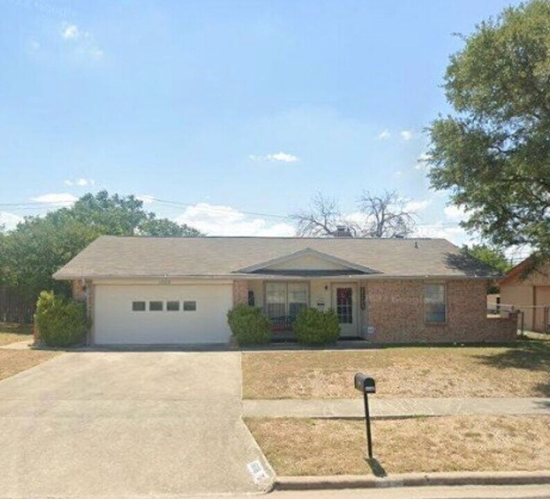 1608 Becker Dr in Killeen, TX - Building Photo