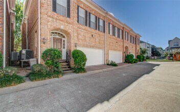 1931 Woodbury St in Houston, TX - Building Photo - Building Photo