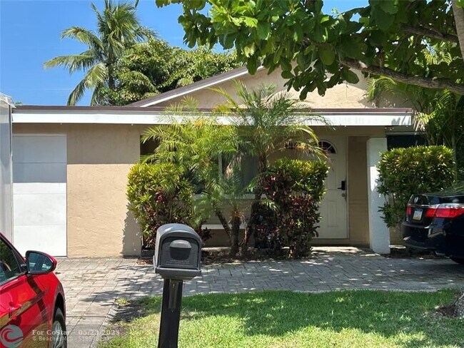 property at 3400 N Dixie Hwy