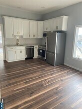 733 Anderson Ave, Unit 3 in Cliffside Park, NJ - Foto de edificio - Building Photo