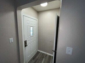 14000 Ashton Rd in Detroit, MI - Building Photo - Building Photo