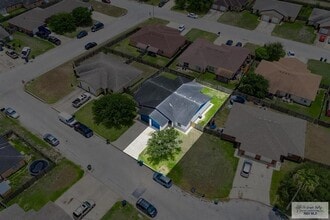 1307 Lily Ln in Brownsville, TX - Building Photo - Building Photo
