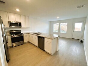 3231 NW 147th Ter in Oklahoma City, OK - Building Photo - Building Photo