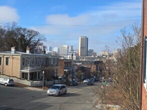 2200 E Broad St, Unit 2200 East Broad in Richmond, VA - Building Photo - Building Photo