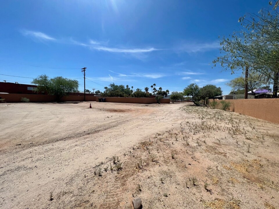 6244 E Lee St in Tucson, AZ - Building Photo