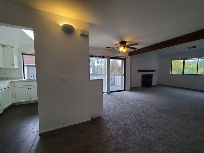 1755 Novato Blvd in Novato, CA - Building Photo - Building Photo