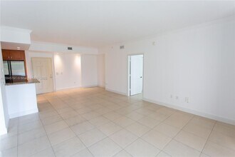 20 Calabria Ave in Coral Gables, FL - Building Photo - Building Photo