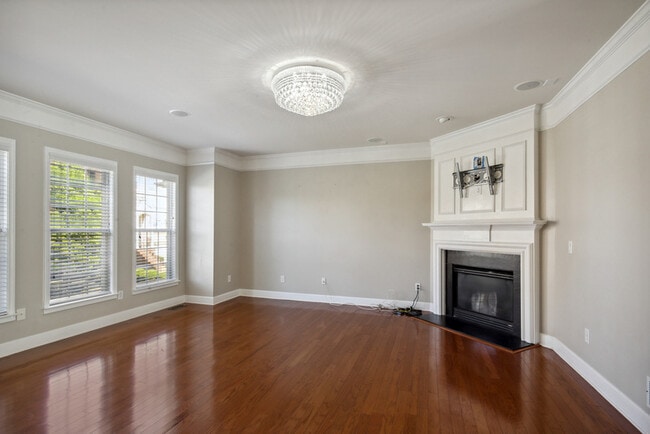 5037 Colchester Ct in Atlanta, GA - Building Photo - Building Photo