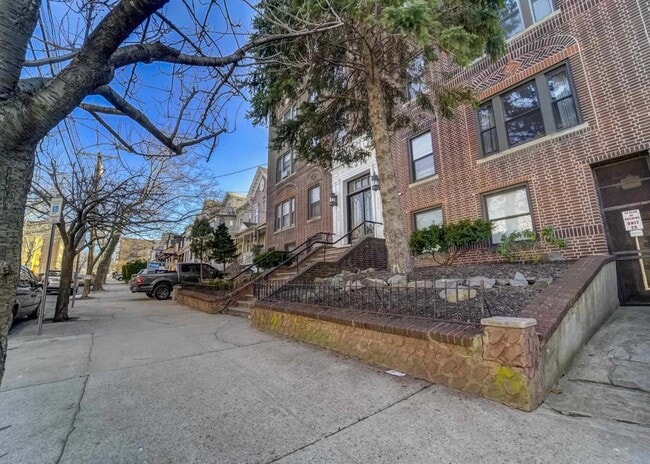 property at 115 Highland Ave