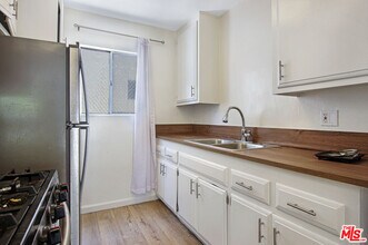 2309 Hauser Blvd in Los Angeles, CA - Building Photo - Building Photo