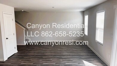 740 Wayfinder Run in Inman, SC - Building Photo - Building Photo