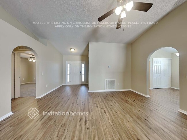 30329 Rattana Ct in Wesley Chapel, FL - Building Photo - Building Photo