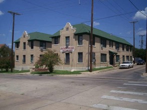 Lipscomb in Fort Worth, TX - Building Photo - Building Photo