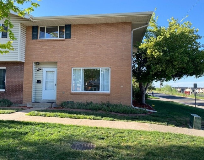 property at 9283 E Nassau Ave