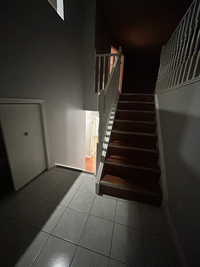 7853-7826 26 Ave NW in Edmonton, AB - Building Photo - Building Photo