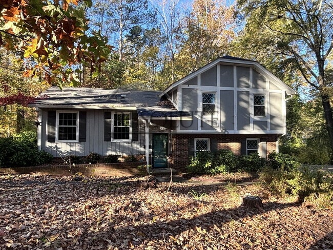 property at 1200 Brucemont Dr