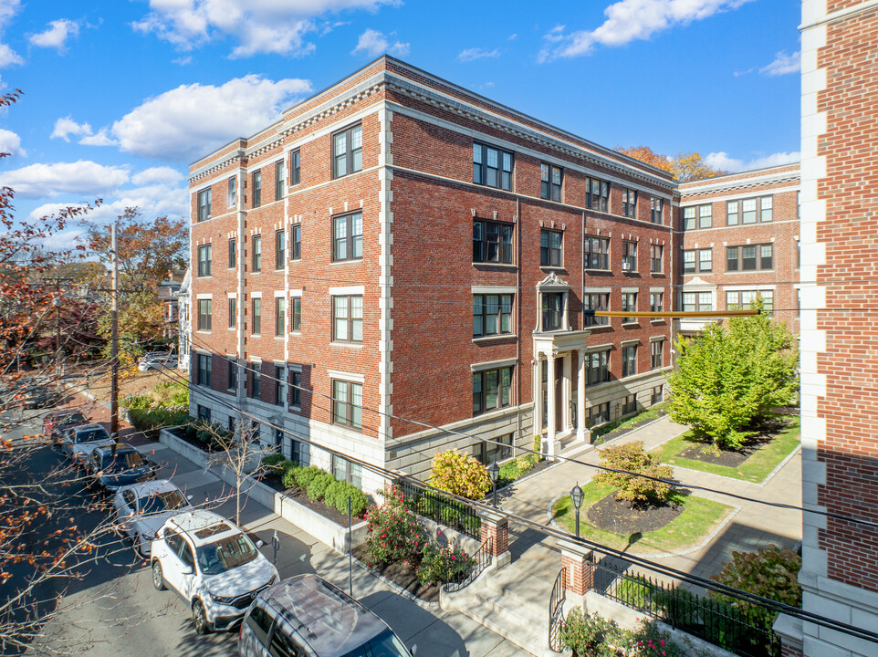 Forest Court in Cambridge, MA - Building Photo