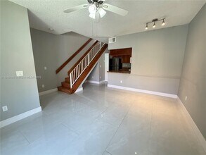 18332 NW 68th Ave in Hialeah, FL - Building Photo - Building Photo