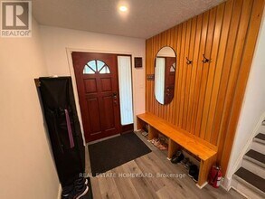 48 Cavalier Pl in Waterloo, ON - Building Photo - Building Photo