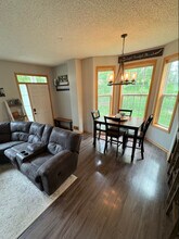 1618 Woodlynn Ave in St. Paul, MN - Building Photo - Building Photo