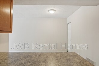 7201 Arlington Expy in Jacksonville, FL - Building Photo - Building Photo
