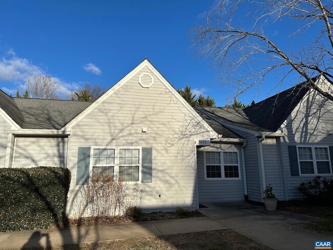 property at 1422 Lilac Ct