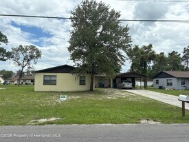 10314 Usher St in Spring Hill, FL - Building Photo