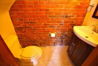 1045 Hunter Ave in Columbus, OH - Building Photo - Building Photo