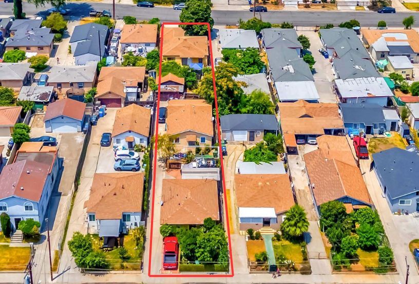 2535 Strathmore Ave in Rosemead, CA - Building Photo