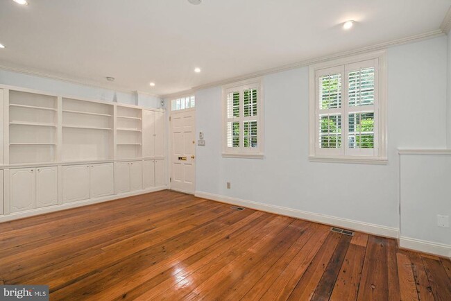 1241 30th St NW in Washington, DC - Building Photo - Building Photo