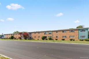 11611 Morang Ave in Detroit, MI - Building Photo