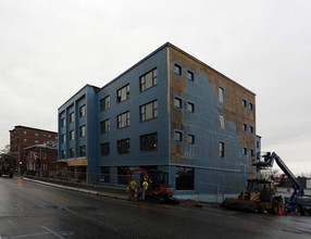 409 Cumberland Ave in Portland, ME - Building Photo - Building Photo