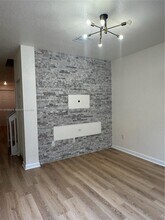 10825 W 33rd Way in Hialeah, FL - Building Photo - Building Photo