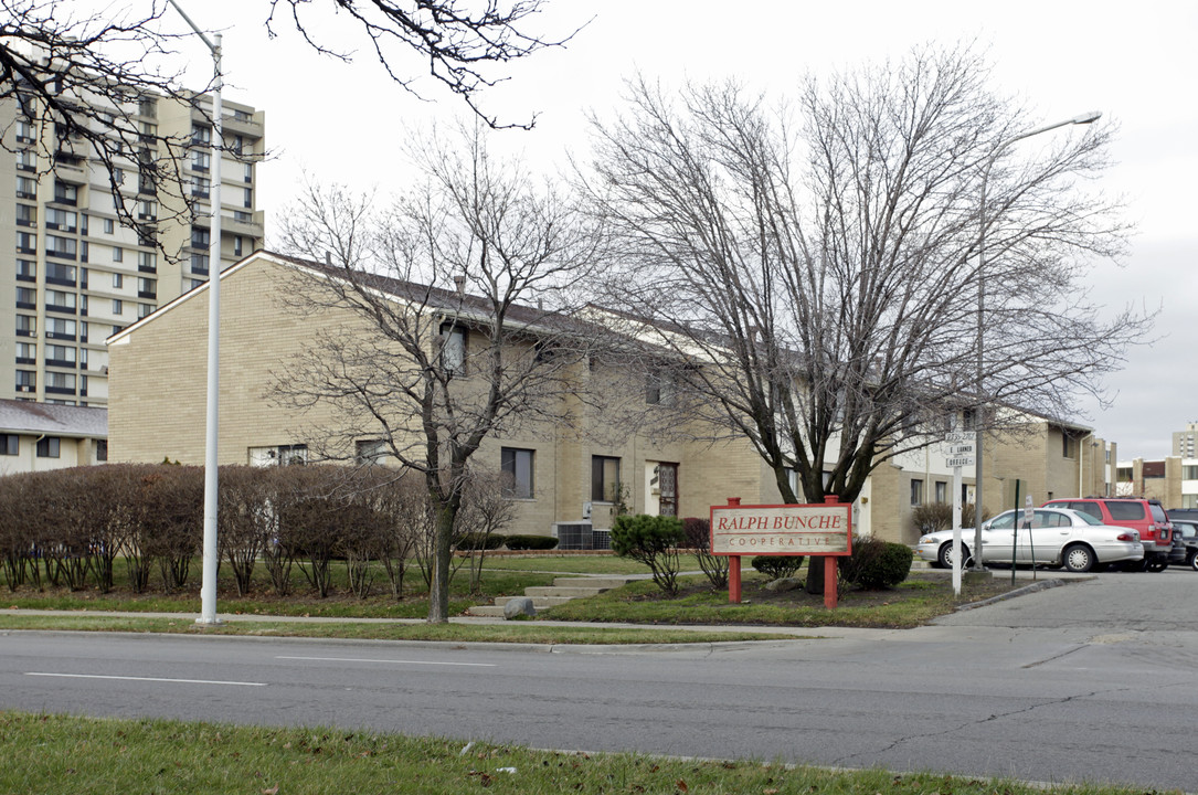 Ralph Bunche Co-Op Apartments in Detroit, MI - Building Photo