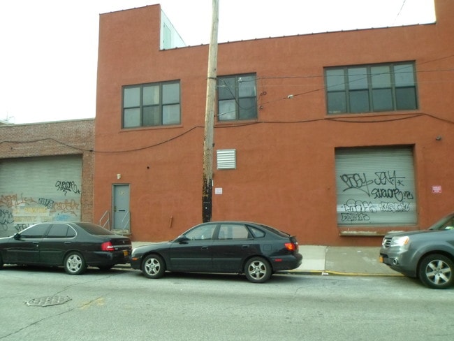 300 Richardson St