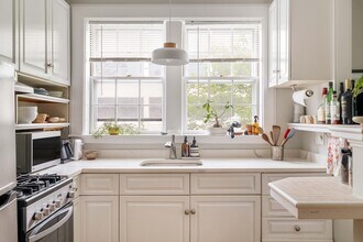 9 Ellery St in Cambridge, MA - Building Photo - Building Photo