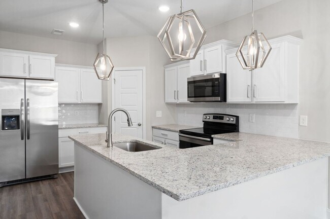 224 Drayton Dr in Clarksville, TN - Foto de edificio - Building Photo