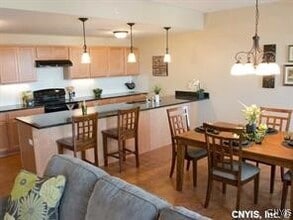 714 N Townsend St in Syracuse, NY - Building Photo - Building Photo