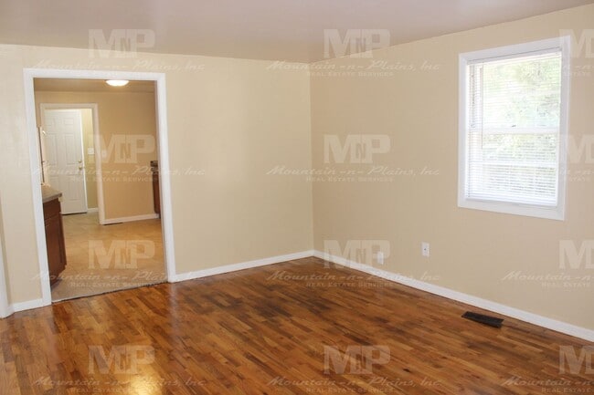 216 Clover Ln in Fort Collins, CO - Building Photo - Building Photo