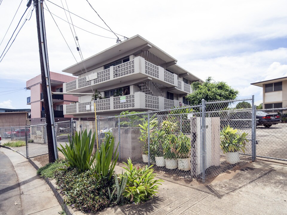 Kai Melia in Waipahu, HI - Foto de edificio