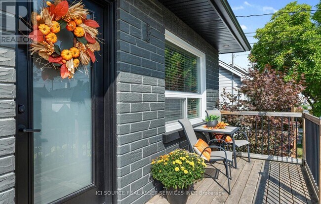 65 Parkview Rd in St Catharines, ON - Building Photo - Building Photo