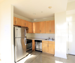 City Trust Apartments in Bridgeport, CT - Building Photo - Interior Photo