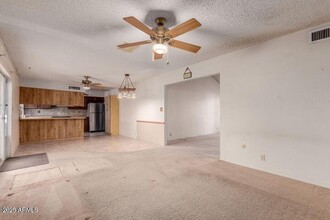 543 W Pampa Ave in Mesa, AZ - Building Photo - Building Photo