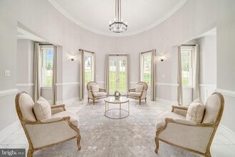 1111 Towlston Rd in McLean, VA - Building Photo - Building Photo