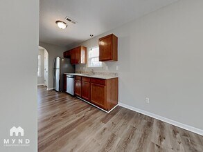 10922 Olde English Dr in Charlotte, NC - Foto de edificio - Building Photo