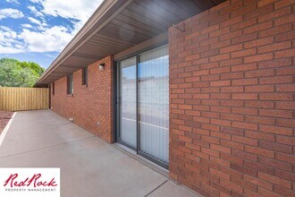 90 S 300 E in Saint George, UT - Building Photo - Building Photo