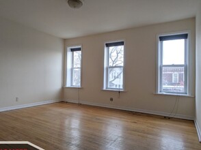 3000 N Whipple St in Chicago, IL - Building Photo - Building Photo